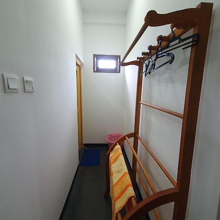 Sayura Beach Hotel Mirissa Bagian luar foto